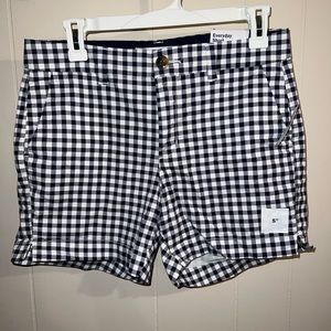 Blue and white checkered shorts | size 4